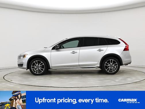 2015 Volvo V60 Cross Country T5 Platinum