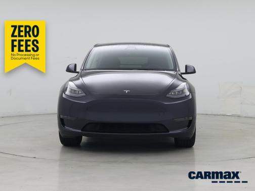 Gray 2025 Tesla Model Y Long Range