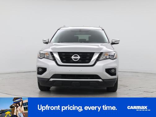 2017 Nissan Pathfinder SV