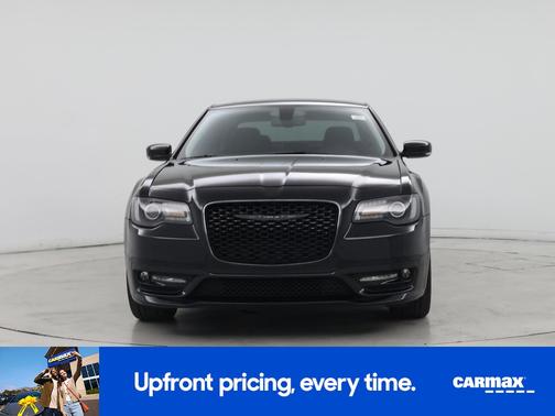 Black 2022 Chrysler 300 Touring L