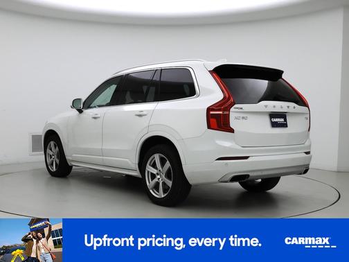 2021 Volvo XC90 T5 Momentum