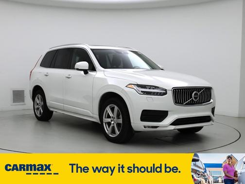 2021 Volvo XC90 T5 Momentum