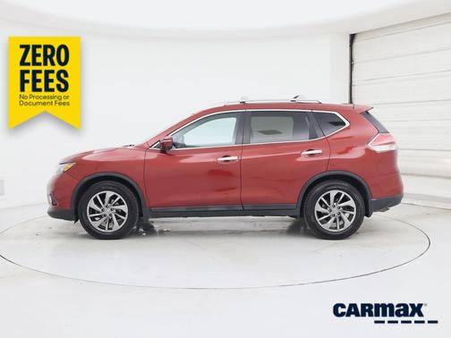 Red 2015 Nissan Rogue SL