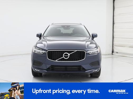 2021 Volvo XC60 T5 Momentum