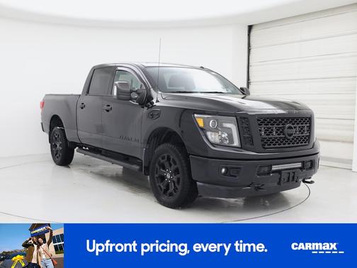 Black 2018 Nissan Titan XD SV