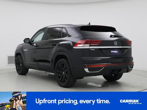 2022 Volkswagen Atlas Cross Sport SE w/Tech