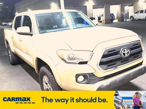 2017 Toyota Tacoma SR5