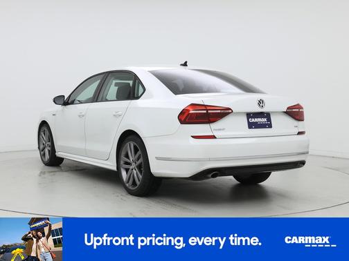 2018 Volkswagen Passat R-Line