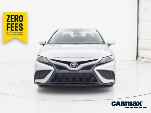 Silver 2023 Toyota Camry SE