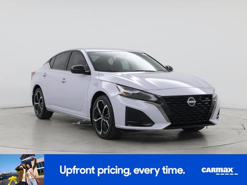 Gray 2025 Nissan Altima SR