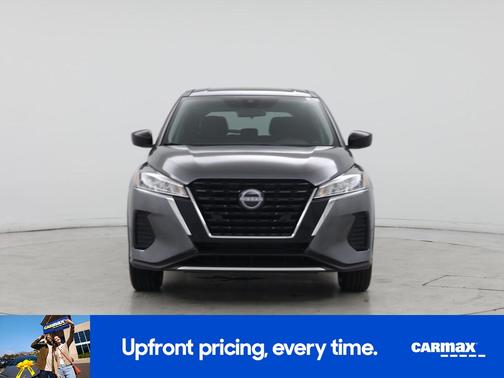 Gray 2024 Nissan Kicks S
