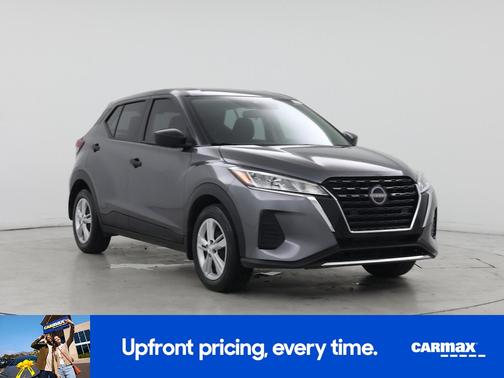 Gray 2024 Nissan Kicks S