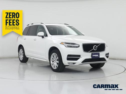 White 2018 Volvo XC90 T6 Momentum