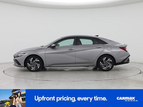 Gray 2025 Hyundai ELANTRA Limited