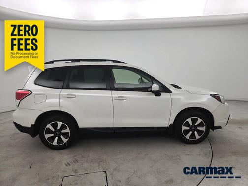White 2018 Subaru Forester 2.5I Premium