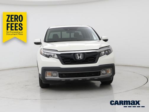 White 2019 Honda Ridgeline RTL-E