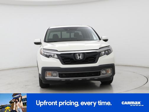 White 2019 Honda Ridgeline RTL-E