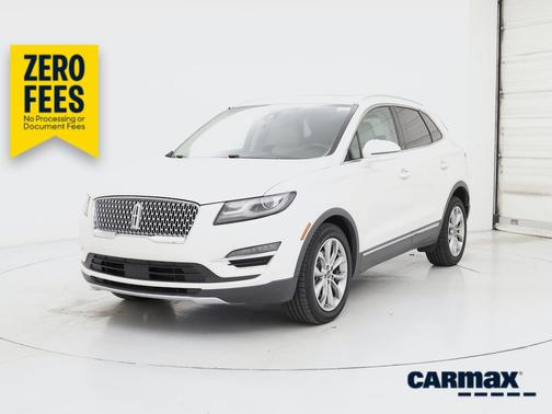 White 2019 Lincoln MKC Select