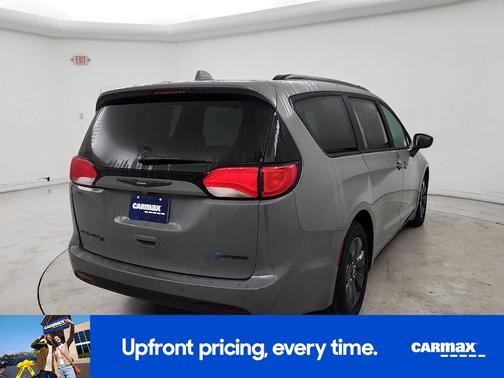 2020 Chrysler Pacifica Hybrid Limited