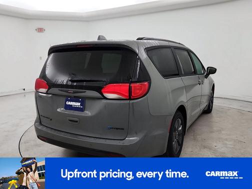 2020 Chrysler Pacifica Hybrid Limited