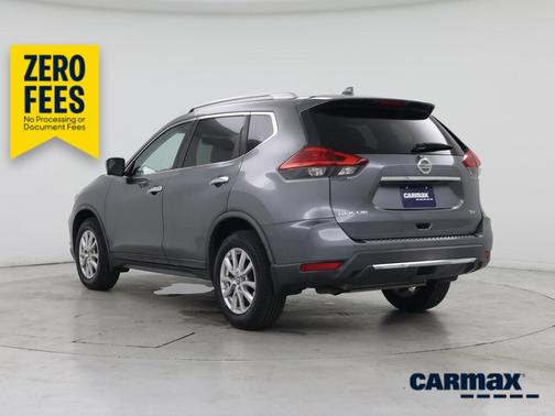 Gray 2017 Nissan Rogue SV