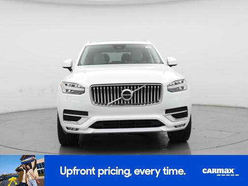 2023 Volvo XC90 B5 Plus