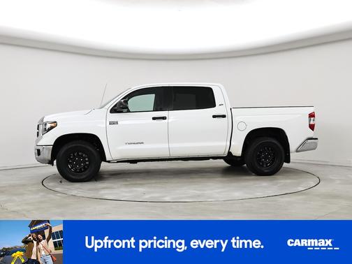 White 2019 Toyota Tundra SR5