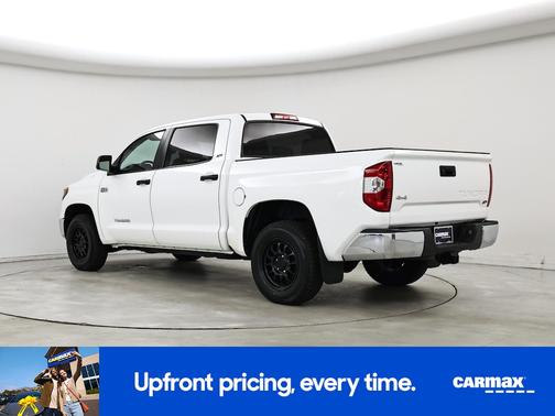 White 2019 Toyota Tundra SR5