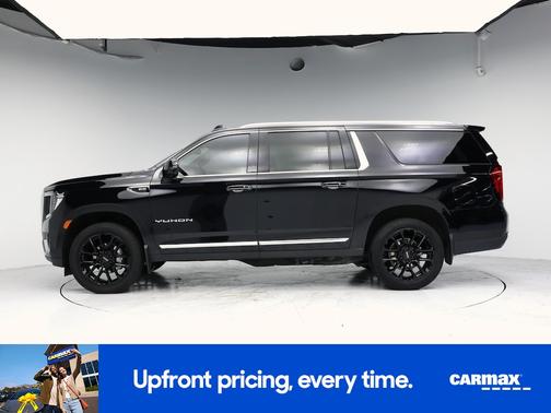 Black 2022 GMC Yukon XL SLT