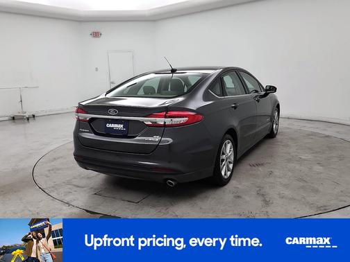 2017 Ford Fusion Hybrid SE