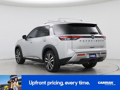 2024 Nissan Pathfinder Platinum