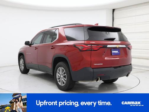 Red 2023 Chevrolet Traverse LT Cloth
