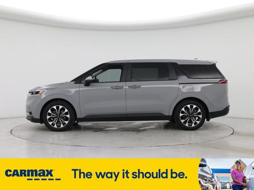 2024 Kia Carnival EX