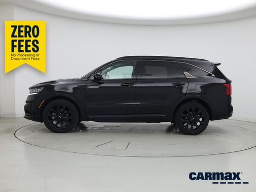 Black 2022 Kia Sorento SX