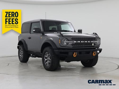 Gray 2024 Ford Bronco Badlands