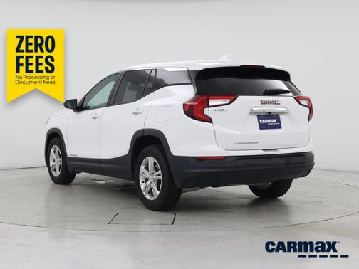 White 2022 GMC Terrain SLE