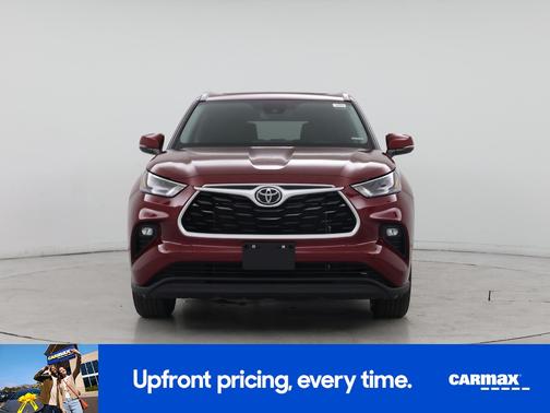 Red 2023 Toyota Highlander XLE