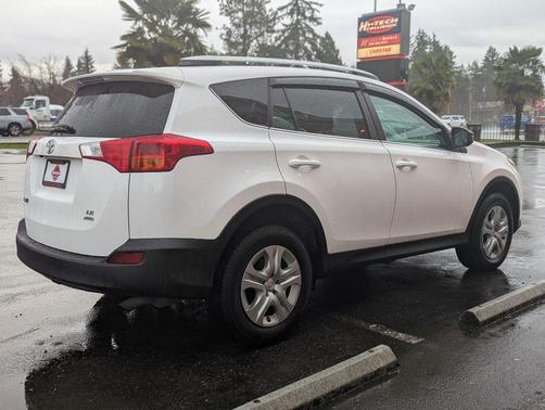 2014 Toyota RAV4 LE