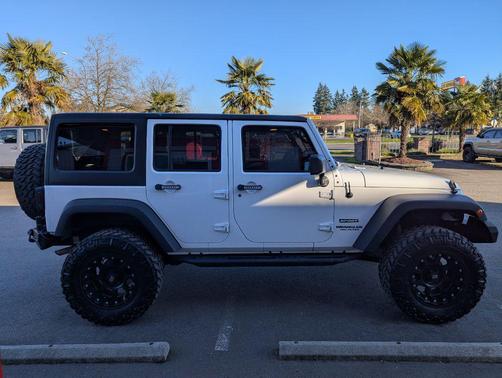 2014 Jeep Wrangler Unlimited Sport