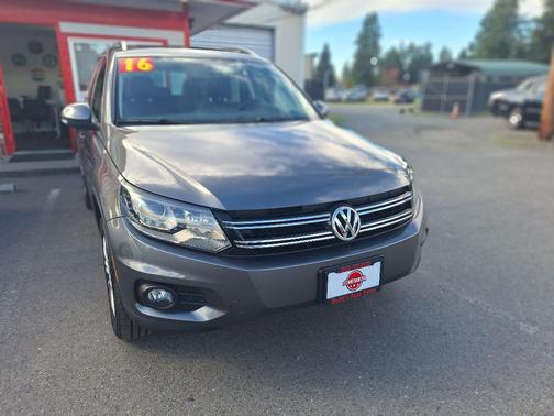 2016 Volkswagen Tiguan SE