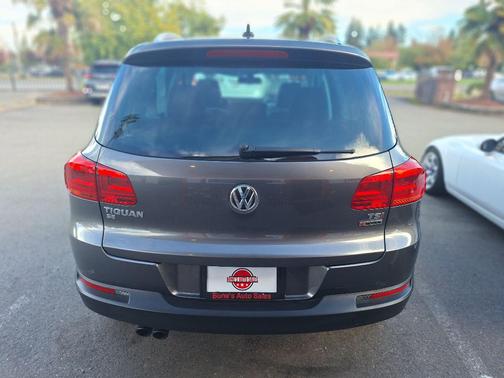2016 Volkswagen Tiguan SE