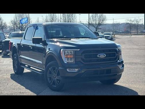 AGATE BLACK METALLIC 2023 Ford F-150 XLT