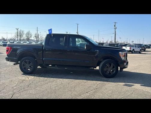 AGATE BLACK METALLIC 2023 Ford F-150 XLT