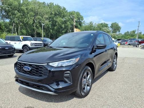 AGATE BLACK METALLIC 2024 Ford Escape ST-LINE