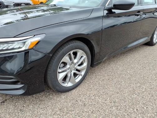 Crystal Black Pearl 2019 Honda Accord LX