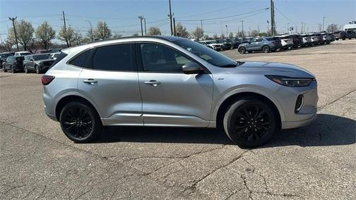 2023 Ford Escape ST-Line Elite