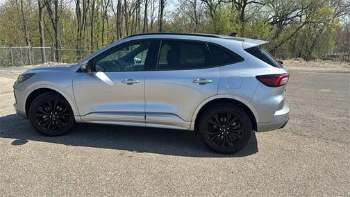 2023 Ford Escape ST-Line Elite