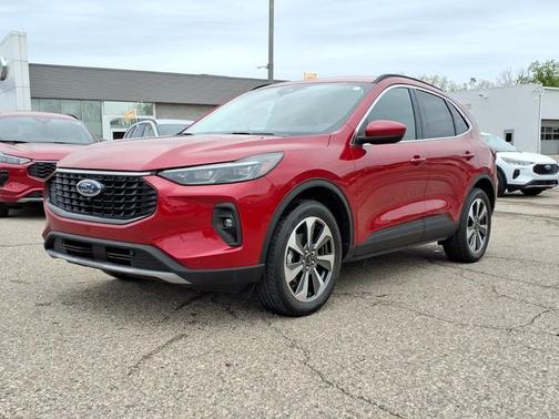 RAPID RED MET TINTED CC 2024 Ford Escape PLATINUM
