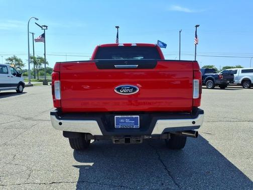 RACE RED 2019 Ford F-250 XLT