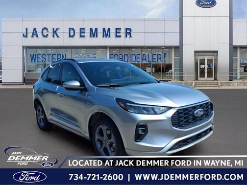 ICONIC SILVER METALLIC 2024 Ford Escape ST-LINE SELECT